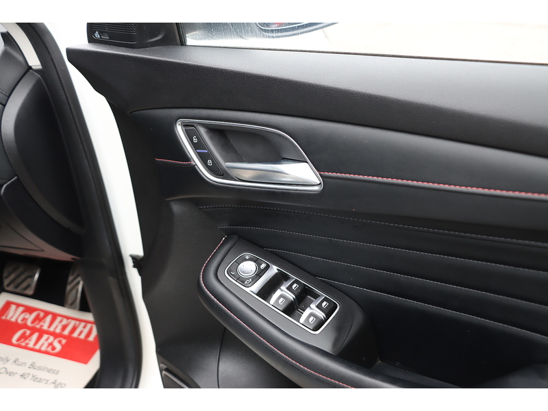 MG 1.5 T-GDI EXCLUSIVE SUV 5DR PETROL DCT AUTO HEATED SEATS SAT NAV BLUETOOTH APPLE CARPLAY REAR CAMERA PARKING AIDS JUST 1 OWNER ONLY 21000 MILES FSH 72-74 Mitcham Road