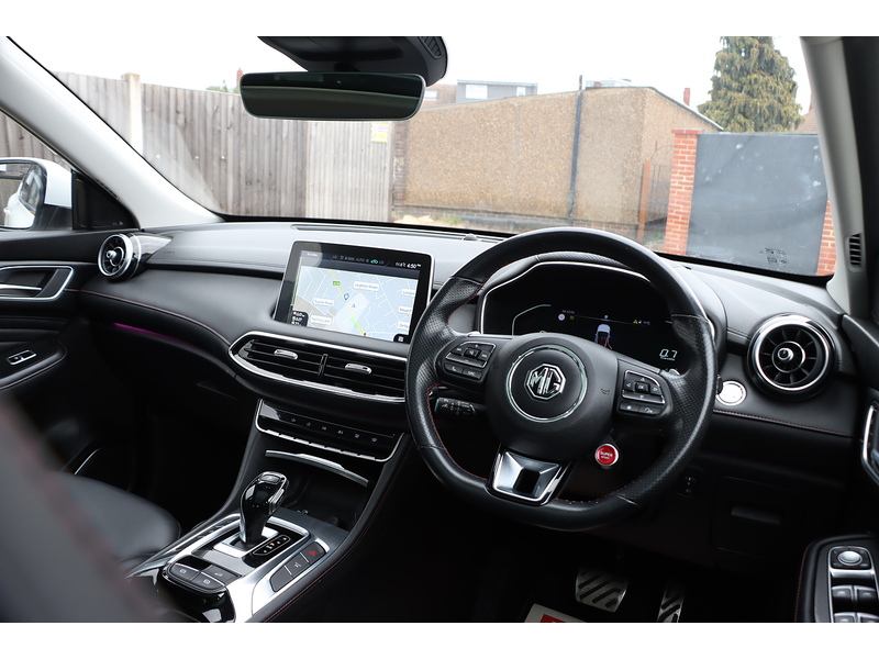 MG 1.5 T-GDI EXCLUSIVE SUV 5DR PETROL DCT AUTO HEATED SEATS SAT NAV BLUETOOTH APPLE CARPLAY REAR CAMERA PARKING AIDS JUST 1 OWNER ONLY 21000 MILES FSH 72-74 Mitcham Road