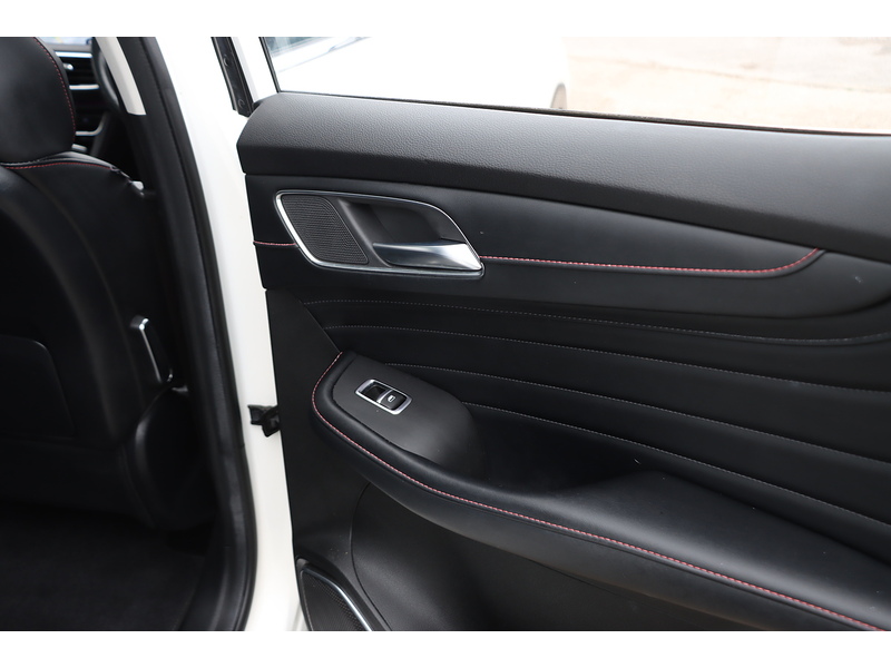 MG 1.5 T-GDI EXCLUSIVE SUV 5DR PETROL DCT AUTO HEATED SEATS SAT NAV BLUETOOTH APPLE CARPLAY REAR CAMERA PARKING AIDS JUST 1 OWNER ONLY 21000 MILES FSH 72-74 Mitcham Road