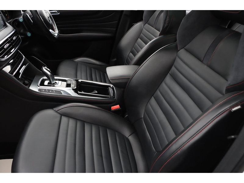 MG 1.5 T-GDI EXCLUSIVE SUV 5DR PETROL DCT AUTO HEATED SEATS SAT NAV BLUETOOTH APPLE CARPLAY REAR CAMERA PARKING AIDS JUST 1 OWNER ONLY 21000 MILES FSH 72-74 Mitcham Road