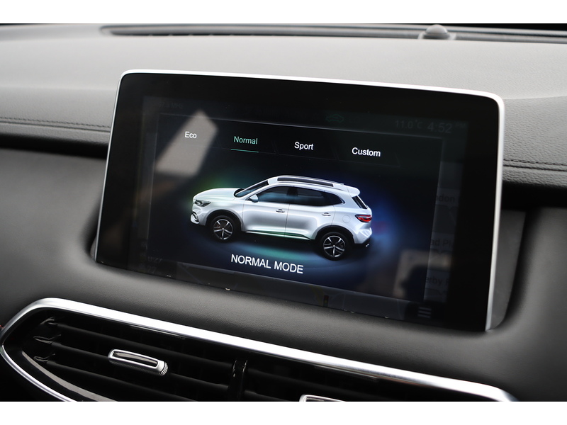 MG 1.5 T-GDI EXCLUSIVE SUV 5DR PETROL DCT AUTO HEATED SEATS SAT NAV BLUETOOTH APPLE CARPLAY REAR CAMERA PARKING AIDS JUST 1 OWNER ONLY 21000 MILES FSH 72-74 Mitcham Road