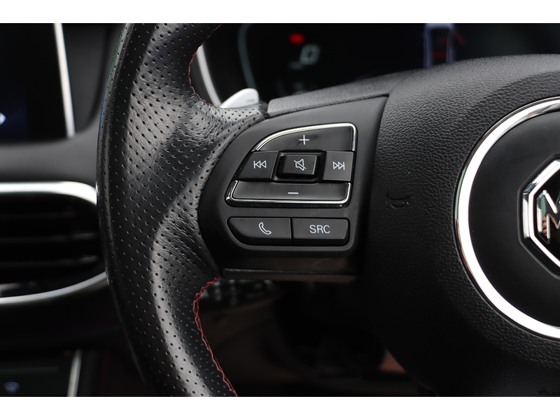 MG 1.5 T-GDI EXCLUSIVE SUV 5DR PETROL DCT AUTO HEATED SEATS SAT NAV BLUETOOTH APPLE CARPLAY REAR CAMERA PARKING AIDS JUST 1 OWNER ONLY 21000 MILES FSH 72-74 Mitcham Road