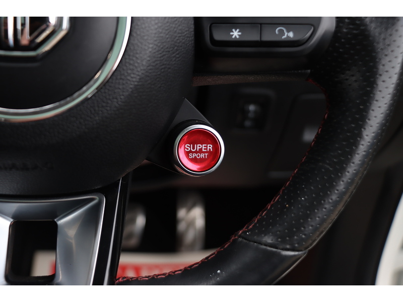 MG 1.5 T-GDI EXCLUSIVE SUV 5DR PETROL DCT AUTO HEATED SEATS SAT NAV BLUETOOTH APPLE CARPLAY REAR CAMERA PARKING AIDS JUST 1 OWNER ONLY 21000 MILES FSH 72-74 Mitcham Road