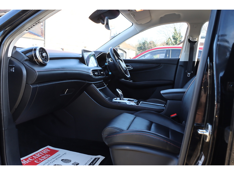 MG 1.5 T-GDI 16.6KWH EXCITE SUV 5DR PETROL PLUG-IN HYBRID AUTO SATNAV BLUETOOTH DAB STEREO APPLE CARPLAY REAR CAMERA PARKING AIDS 1 OWNER 29000 MILES FSH 72-74 Mitcham Road