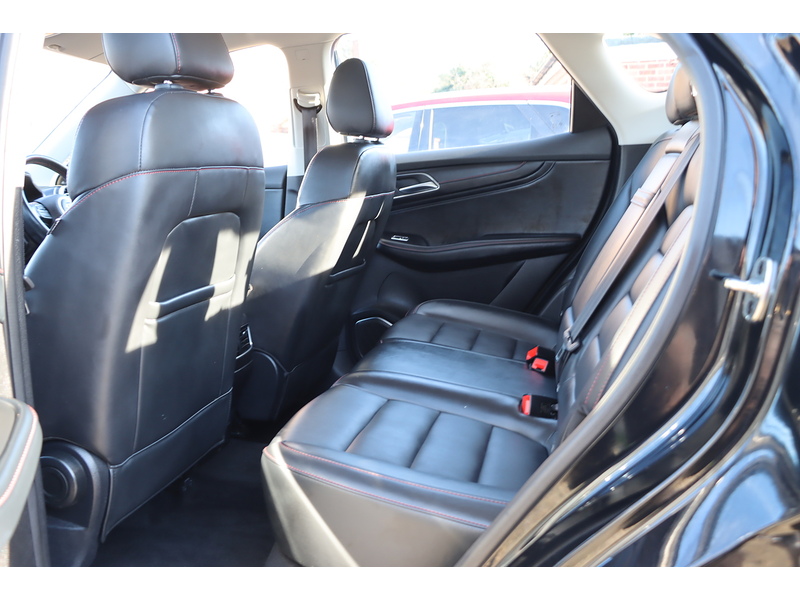 MG 1.5 T-GDI 16.6KWH EXCITE SUV 5DR PETROL PLUG-IN HYBRID AUTO SATNAV BLUETOOTH DAB STEREO APPLE CARPLAY REAR CAMERA PARKING AIDS 1 OWNER 29000 MILES FSH 72-74 Mitcham Road