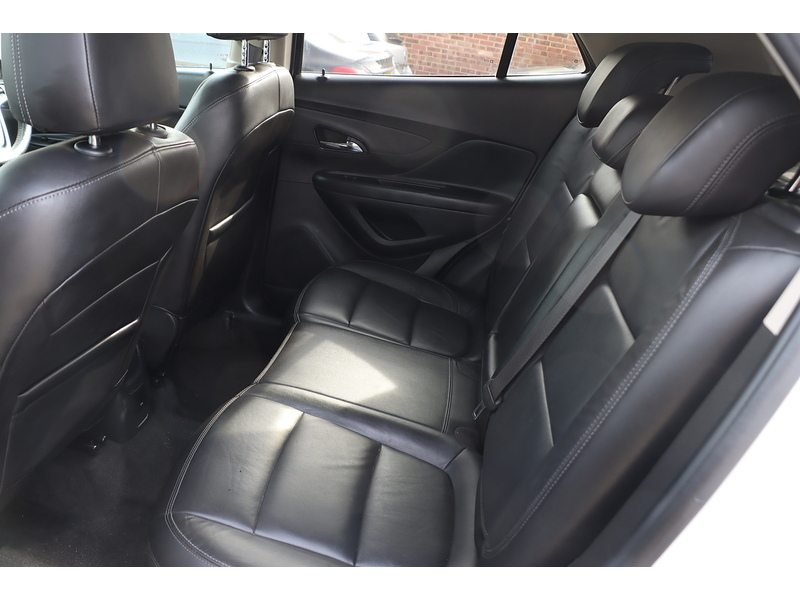 Vauxhall 1.4I TURBO ELITE NAV SUV 5DR PETROL AUTO LEATHER HEATED SEATS SATNAV BLUETOOTH DAB RADIO APPLE CARPLAY PARKING AIDS ONLY 53000 MILES SH NO ULEZ CHARGE 72-74 Mitcham Road