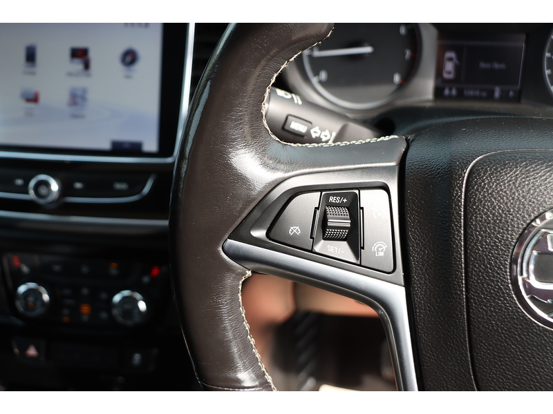 Vauxhall 1.4I TURBO ELITE NAV SUV 5DR PETROL AUTO LEATHER HEATED SEATS SATNAV BLUETOOTH DAB RADIO APPLE CARPLAY PARKING AIDS ONLY 53000 MILES SH NO ULEZ CHARGE 72-74 Mitcham Road