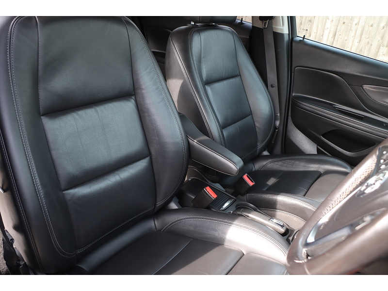 Vauxhall 1.4I TURBO ELITE NAV SUV 5DR PETROL AUTO LEATHER HEATED SEATS SATNAV BLUETOOTH DAB RADIO APPLE CARPLAY PARKING AIDS ONLY 53000 MILES SH NO ULEZ CHARGE 72-74 Mitcham Road