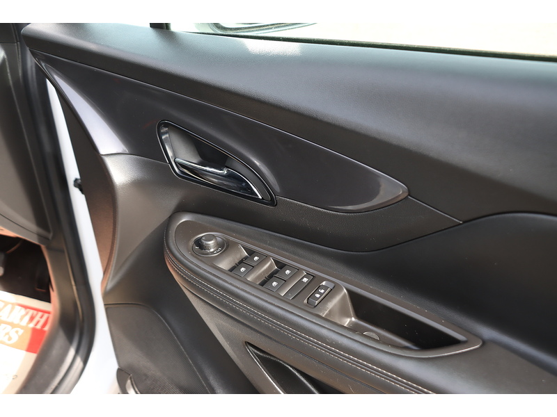 Vauxhall 1.4I TURBO ELITE NAV SUV 5DR PETROL AUTO LEATHER HEATED SEATS SATNAV BLUETOOTH DAB RADIO APPLE CARPLAY PARKING AIDS ONLY 53000 MILES SH NO ULEZ CHARGE 72-74 Mitcham Road