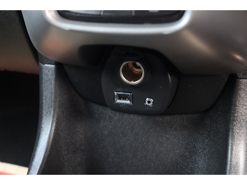 Toyota 1.0 VVT-I X-PLORE HATCHBACK 5DR PETROL MANUAL SAT NAV BLUETOOTH DAB STEREO REAR CAMERA SAME OWNER FOR 3 YEARS ONLY 29000 MILES SH NO ULEZ CHARGE 72-74 Mitcham Road