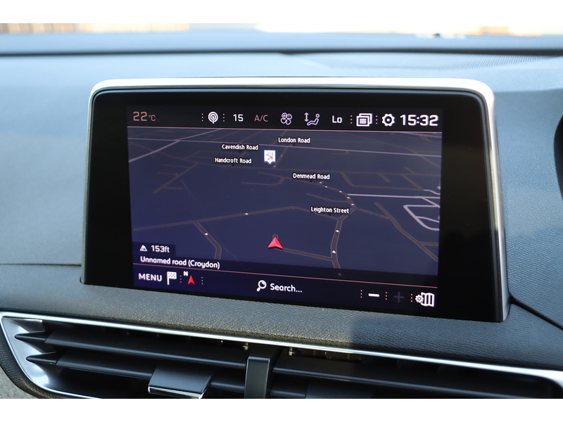 Peugeot 1.2 PURETECH GT LINE PREMIUM SUV 5DR PETROL EAT AUTO 7 SEATER SUNROOF HEATED SEATS SAT NAV BLUETOOTH DAB STEREO APPLE CARPLAY REAR CAM 33000 MILES FSH 72-74 Mitcham Road