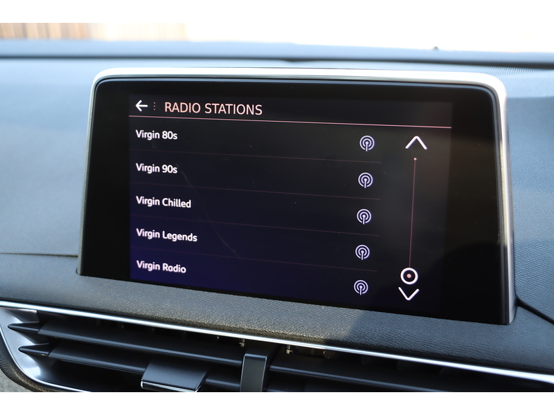 Peugeot 1.2 PURETECH GT LINE PREMIUM SUV 5DR PETROL EAT AUTO 7 SEATER SUNROOF HEATED SEATS SAT NAV BLUETOOTH DAB STEREO APPLE CARPLAY REAR CAM 33000 MILES FSH 72-74 Mitcham Road