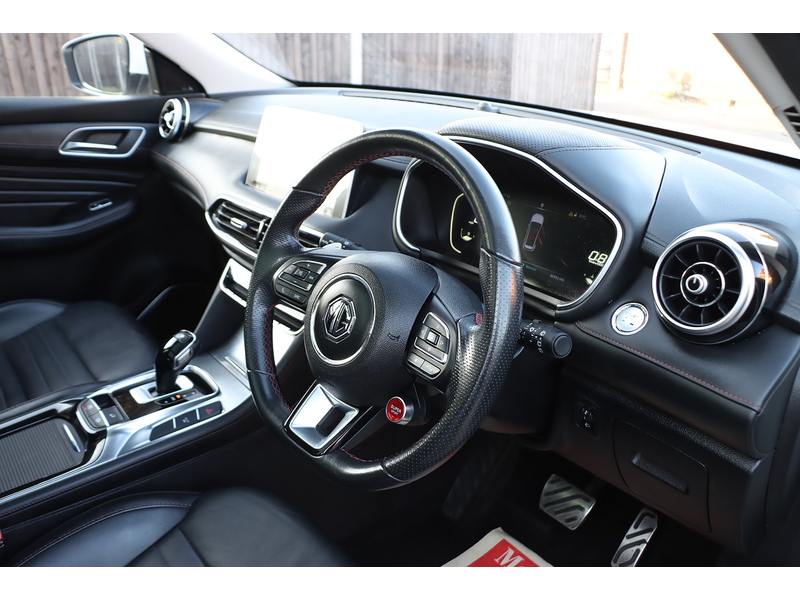 MG 1.5 T-GDI EXCLUSIVE SUV 5DR PETROL DCT AUTO SUNROOF HEATED SEATS SATNAV BLUETOOTH APPLE CARPLAY REAR CAMERA PARKING AIDS JUST 2 OWNERS 46000 MILES FSH 72-74 Mitcham Road