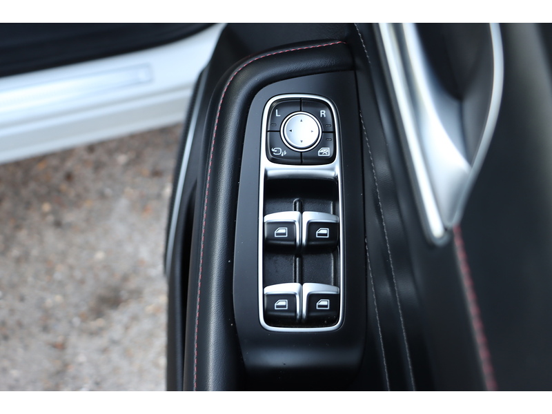 MG 1.5 T-GDI EXCLUSIVE SUV 5DR PETROL DCT AUTO SUNROOF HEATED SEATS SATNAV BLUETOOTH APPLE CARPLAY REAR CAMERA PARKING AIDS JUST 2 OWNERS 46000 MILES FSH 72-74 Mitcham Road