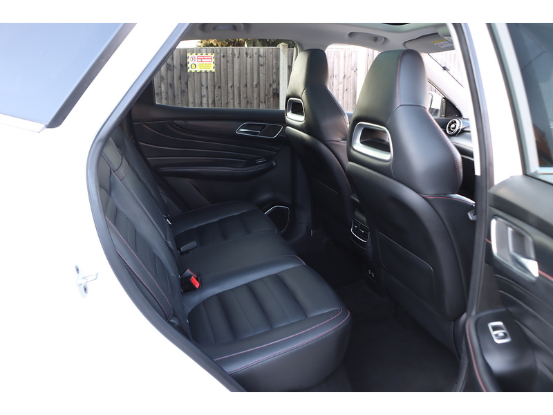 MG 1.5 T-GDI EXCLUSIVE SUV 5DR PETROL DCT AUTO SUNROOF HEATED SEATS SATNAV BLUETOOTH APPLE CARPLAY REAR CAMERA PARKING AIDS JUST 2 OWNERS 46000 MILES FSH 72-74 Mitcham Road