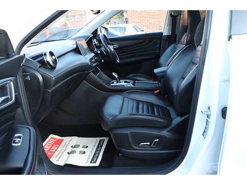 MG 1.5 T-GDI EXCLUSIVE SUV 5DR PETROL DCT AUTO SUNROOF HEATED SEATS SATNAV BLUETOOTH APPLE CARPLAY REAR CAMERA PARKING AIDS JUST 2 OWNERS 46000 MILES FSH 72-74 Mitcham Road