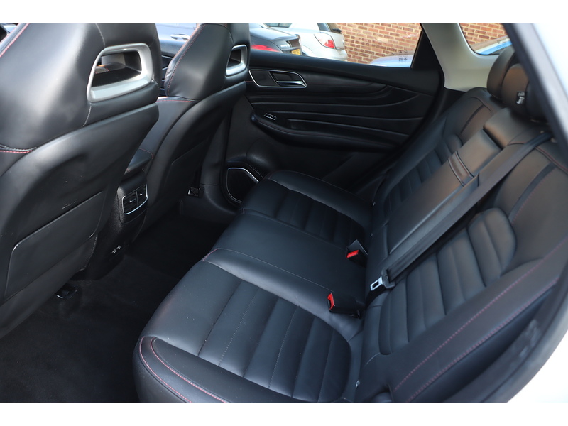 MG 1.5 T-GDI EXCLUSIVE SUV 5DR PETROL DCT AUTO SUNROOF HEATED SEATS SATNAV BLUETOOTH APPLE CARPLAY REAR CAMERA PARKING AIDS JUST 2 OWNERS 46000 MILES FSH 72-74 Mitcham Road