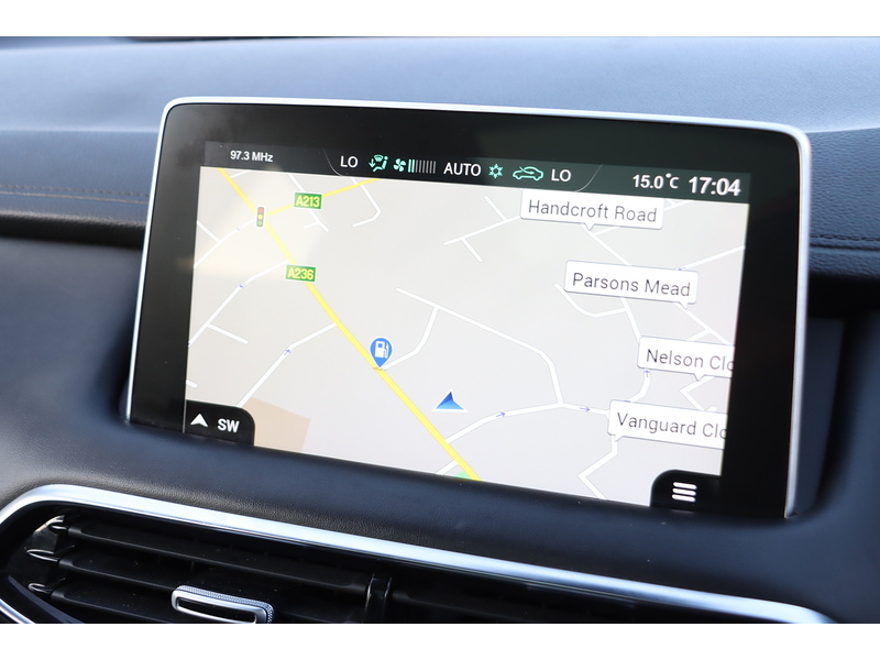 MG 1.5 T-GDI EXCLUSIVE SUV 5DR PETROL DCT AUTO SUNROOF HEATED SEATS SATNAV BLUETOOTH APPLE CARPLAY REAR CAMERA PARKING AIDS JUST 2 OWNERS 46000 MILES FSH 72-74 Mitcham Road