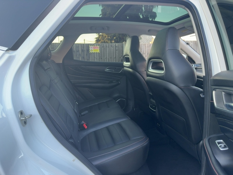 MG 1.5 T-GDI EXCLUSIVE SUV 5DR PETROL DCT AUTO SUNROOF HEATED SEATS SATNAV BLUETOOTH APPLE CARPLAY REAR CAMERA PARKING AIDS JUST 2 OWNERS 46000 MILES FSH 72-74 Mitcham Road