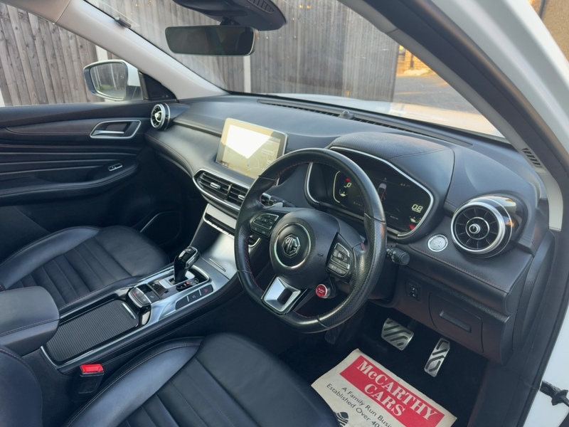 MG 1.5 T-GDI EXCLUSIVE SUV 5DR PETROL DCT AUTO SUNROOF HEATED SEATS SATNAV BLUETOOTH APPLE CARPLAY REAR CAMERA PARKING AIDS JUST 2 OWNERS 46000 MILES FSH 72-74 Mitcham Road