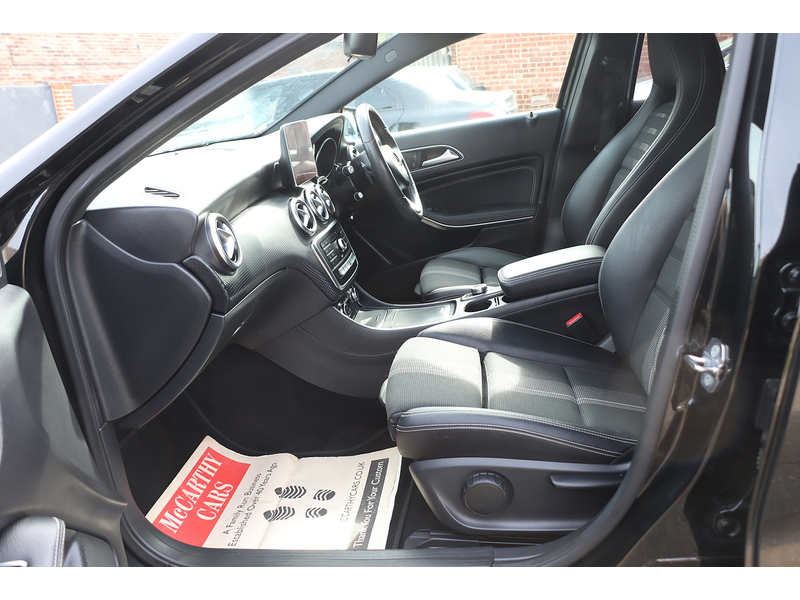 Mercedes-Benz A160 1.6 SPORT EDITION HATCHBACK 5DR PETROL 7G-DCT AUTO SATNAV BLUETOOTH DAB STEREO APPLE CARPLAY REAR CAMERA JUST 2 OWNERS 67000 MILES FSH 7 SERVICES 72-74 Mitcham Road