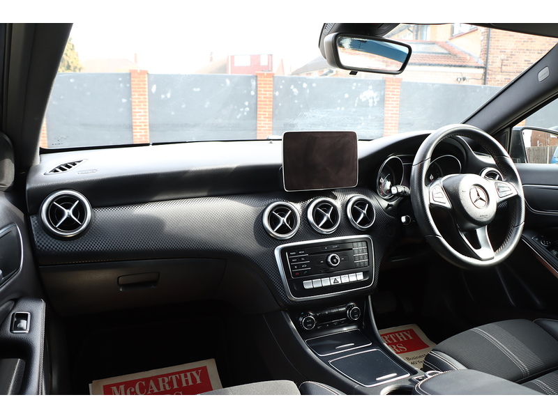 Mercedes-Benz A160 1.6 SPORT EDITION HATCHBACK 5DR PETROL 7G-DCT AUTO SATNAV BLUETOOTH DAB STEREO APPLE CARPLAY REAR CAMERA JUST 2 OWNERS 67000 MILES FSH 7 SERVICES 72-74 Mitcham Road