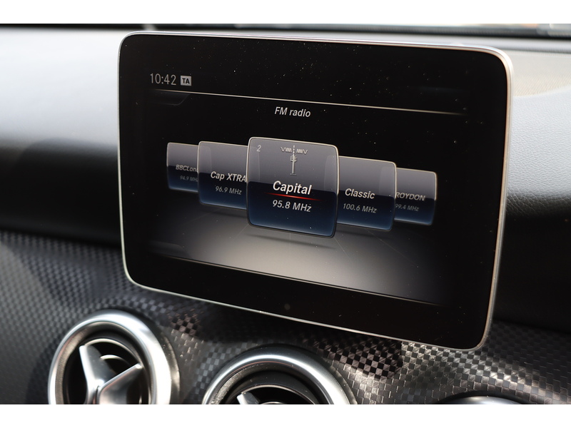 Mercedes-Benz A160 1.6 SPORT EDITION HATCHBACK 5DR PETROL 7G-DCT AUTO SATNAV BLUETOOTH DAB STEREO APPLE CARPLAY REAR CAMERA JUST 2 OWNERS 67000 MILES FSH 7 SERVICES 72-74 Mitcham Road