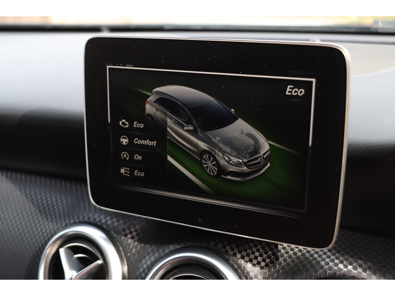 Mercedes-Benz A160 1.6 SPORT EDITION HATCHBACK 5DR PETROL 7G-DCT AUTO SATNAV BLUETOOTH DAB STEREO APPLE CARPLAY REAR CAMERA JUST 2 OWNERS 67000 MILES FSH 7 SERVICES 72-74 Mitcham Road