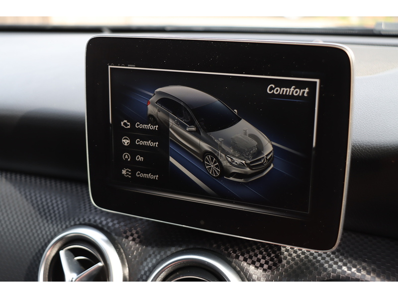 Mercedes-Benz A160 1.6 SPORT EDITION HATCHBACK 5DR PETROL 7G-DCT AUTO SATNAV BLUETOOTH DAB STEREO APPLE CARPLAY REAR CAMERA JUST 2 OWNERS 67000 MILES FSH 7 SERVICES 72-74 Mitcham Road