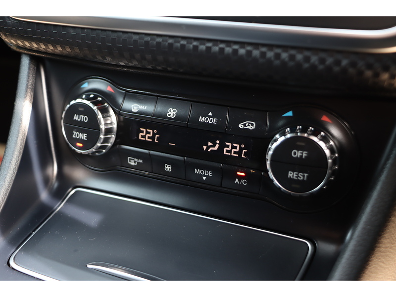 Mercedes-Benz A160 1.6 SPORT EDITION HATCHBACK 5DR PETROL 7G-DCT AUTO SATNAV BLUETOOTH DAB STEREO APPLE CARPLAY REAR CAMERA JUST 2 OWNERS 67000 MILES FSH 7 SERVICES 72-74 Mitcham Road