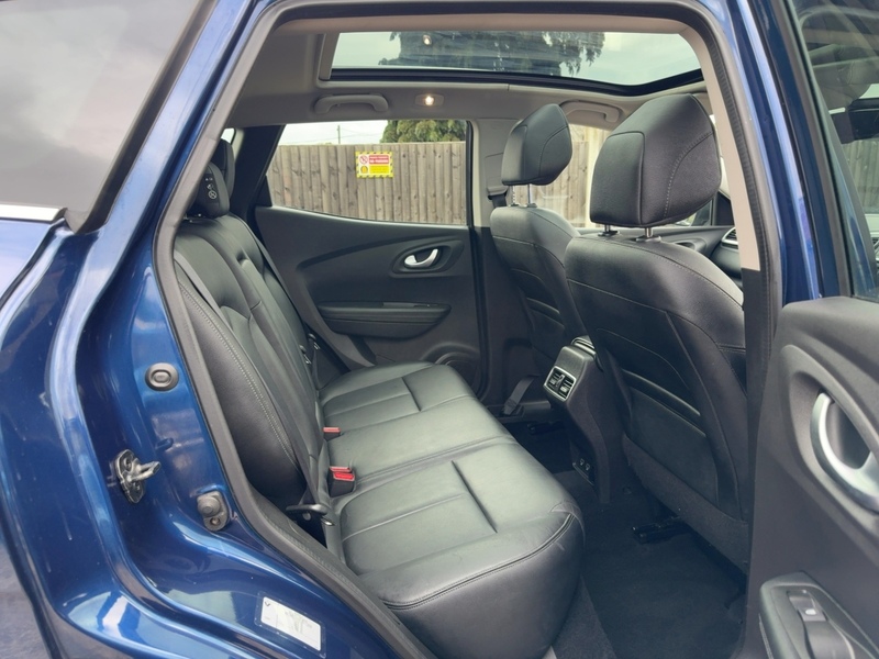 Renault 1.3 TCE GT LINE SUV 5DR PETROL MANUAL HEATED SEATS SAT NAV BLUETOOTH DAB STEREO APPLE CARPLAY REAR CAM PARKING AIDS JUST 2 OWNERS ONLY 55000 MILES FSH 72-74 Mitcham Road