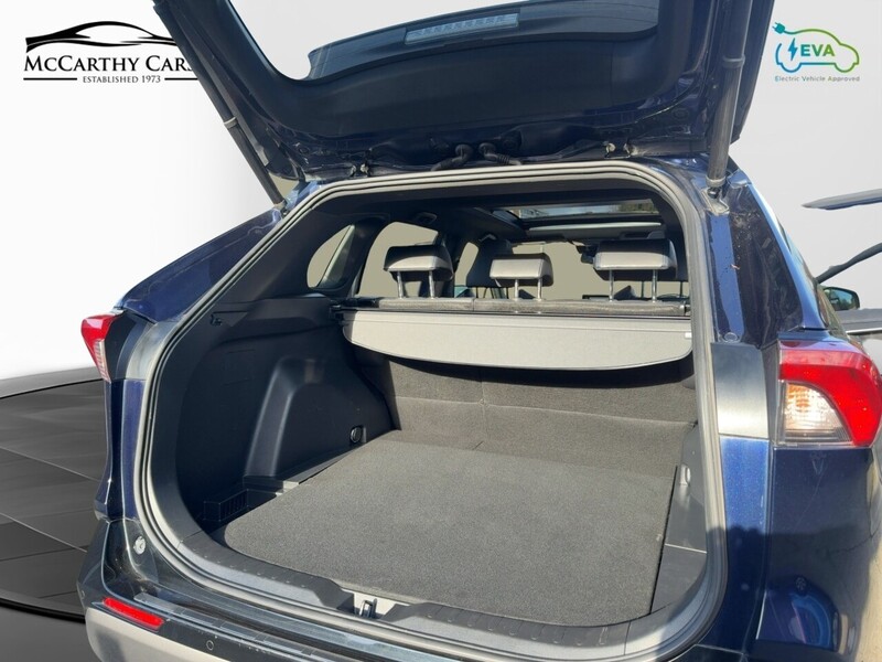 Toyota 2.5 VVT-H DYNAMIC SUV 5DR PETROL HYBRID CVT AUTO SUNROOF HEATED SEATS SAT NAV BLUETOOTH REAR CAMERA PARKING AIDS 2 OWNERS 61000 MILES FSH 6 SERVICES 72-74 Mitcham Road