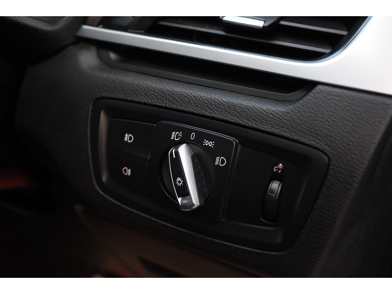 BMW 2.0 20I XLINE SUV 5DR PETROL XDRIVE AUTO SUNROOF HEATED SEATS SATNAV BLUETOOTH DAB RADIO PARKING AIDS 1 OWNER FROM NEW ONLY 67000 MILES FSH 5 SERVICES 72-74 Mitcham Road