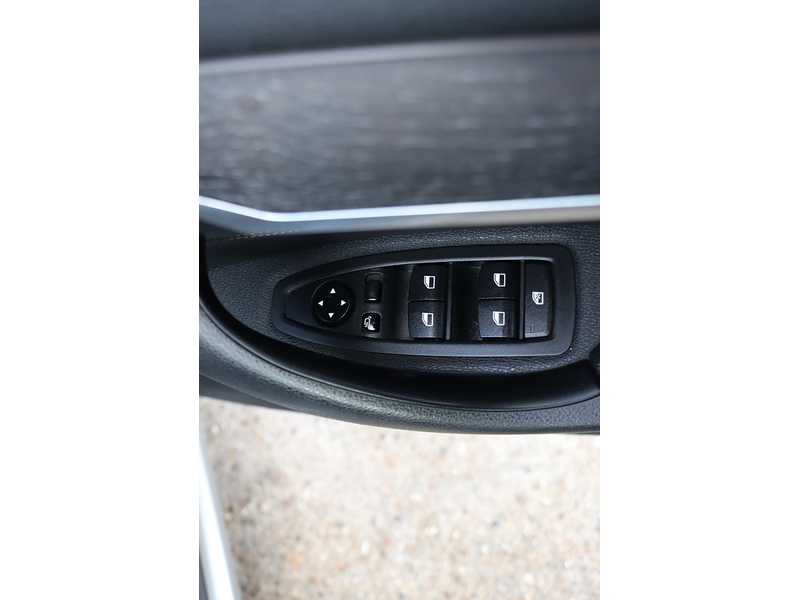 BMW 2.0 20I XLINE SUV 5DR PETROL XDRIVE AUTO SUNROOF HEATED SEATS SATNAV BLUETOOTH DAB RADIO PARKING AIDS 1 OWNER FROM NEW ONLY 67000 MILES FSH 5 SERVICES 72-74 Mitcham Road