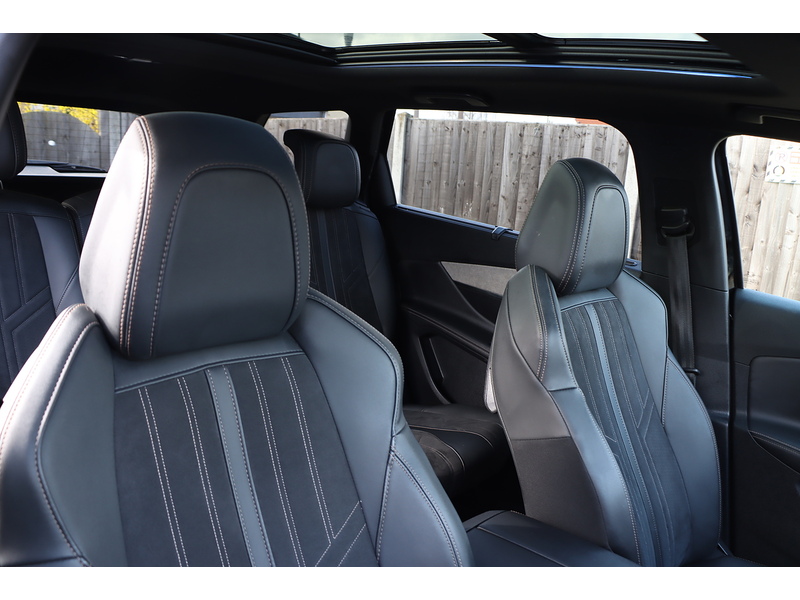 Peugeot 1.2 PURETECH GT SUV 5DR PETROL EAT AUTO 7 SEATER SUNROOF SAT NAV BLUETOOTH DAB STEREO APPLE CARPLAY REAR CAMERA WITH PARKING AIDS ONLY 41000 MILES FSH 72-74 Mitcham Road