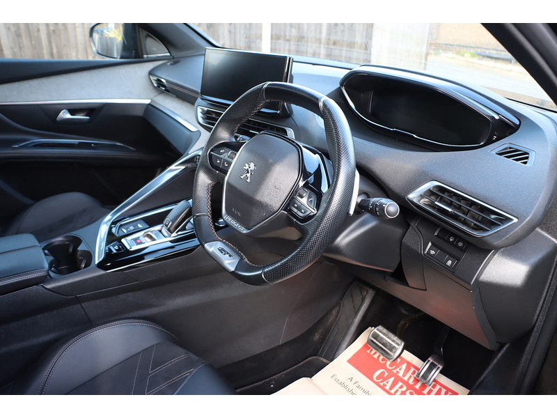 Peugeot 1.2 PURETECH GT SUV 5DR PETROL EAT AUTO 7 SEATER SUNROOF SAT NAV BLUETOOTH DAB STEREO APPLE CARPLAY REAR CAMERA WITH PARKING AIDS ONLY 41000 MILES FSH 72-74 Mitcham Road