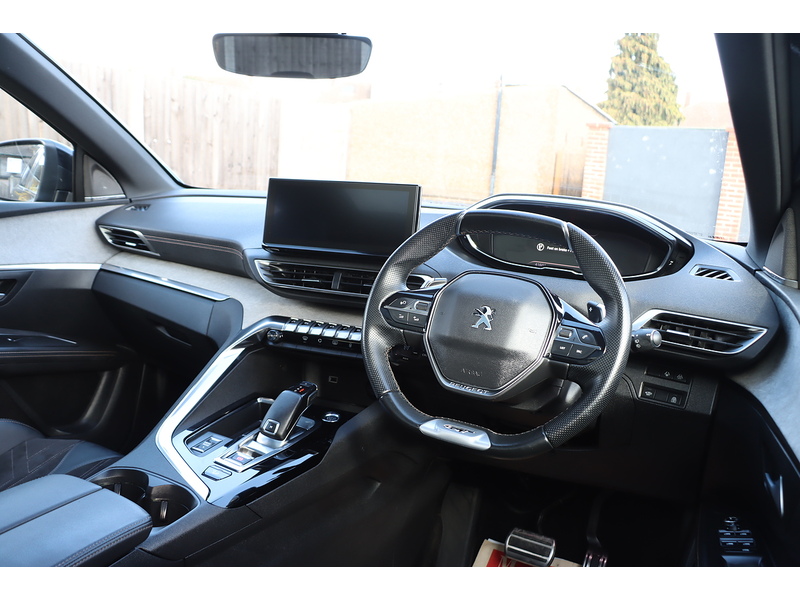 Peugeot 1.2 PURETECH GT SUV 5DR PETROL EAT AUTO 7 SEATER SUNROOF SAT NAV BLUETOOTH DAB STEREO APPLE CARPLAY REAR CAMERA WITH PARKING AIDS ONLY 41000 MILES FSH 72-74 Mitcham Road