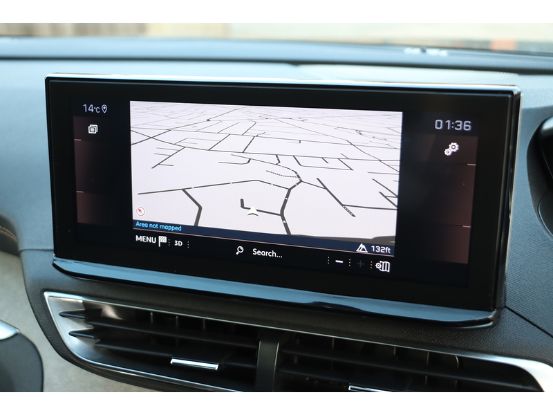 Peugeot 1.2 PURETECH GT SUV 5DR PETROL EAT AUTO 7 SEATER SUNROOF SAT NAV BLUETOOTH DAB STEREO APPLE CARPLAY REAR CAMERA WITH PARKING AIDS ONLY 41000 MILES FSH 72-74 Mitcham Road