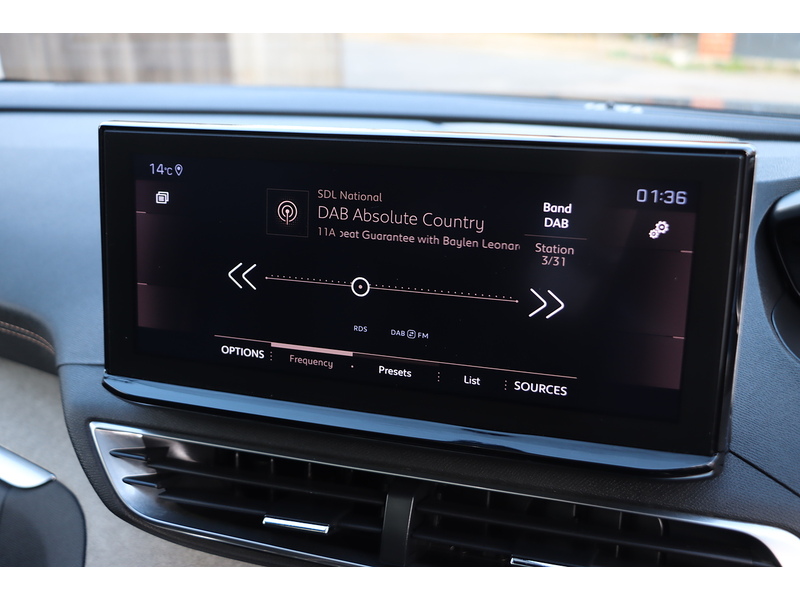 Peugeot 1.2 PURETECH GT SUV 5DR PETROL EAT AUTO 7 SEATER SUNROOF SAT NAV BLUETOOTH DAB STEREO APPLE CARPLAY REAR CAMERA WITH PARKING AIDS ONLY 41000 MILES FSH 72-74 Mitcham Road