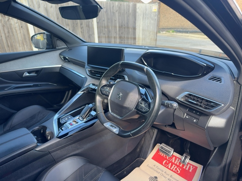 Peugeot 1.2 PURETECH GT SUV 5DR PETROL EAT AUTO 7 SEATER SUNROOF SAT NAV BLUETOOTH DAB STEREO APPLE CARPLAY REAR CAMERA WITH PARKING AIDS ONLY 41000 MILES FSH 72-74 Mitcham Road