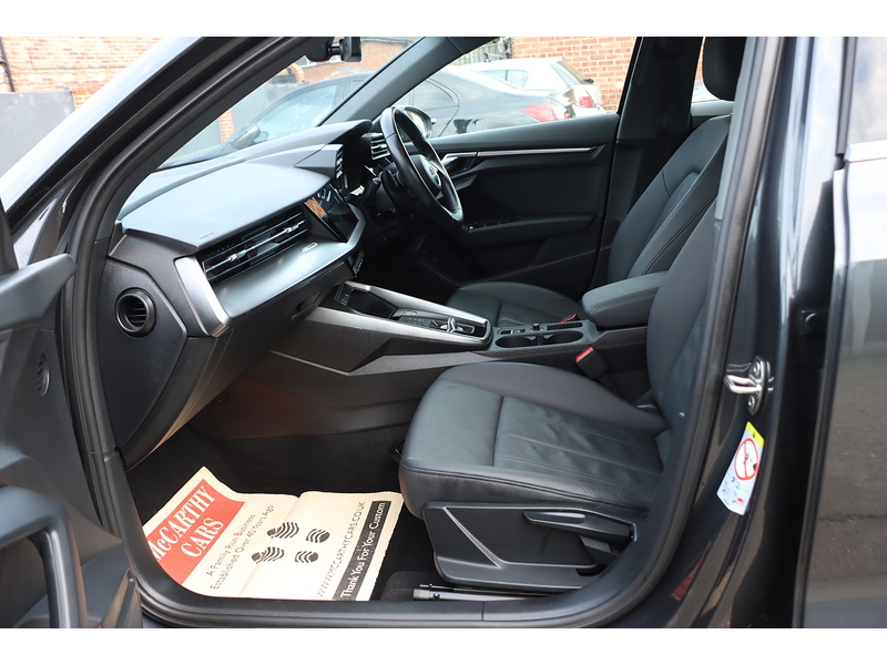 Audi 1.4 TFSIE 40 SPORT SPORTBACK 5DR PETROL PLUG-IN HYBRID S TRONIC AUTO SAT NAV BLUETOOTH APPLE CARPLAY REAR CAMERA PARKING AIDS 2 OWNERS 63000 MILES FSH 72-74 Mitcham Road