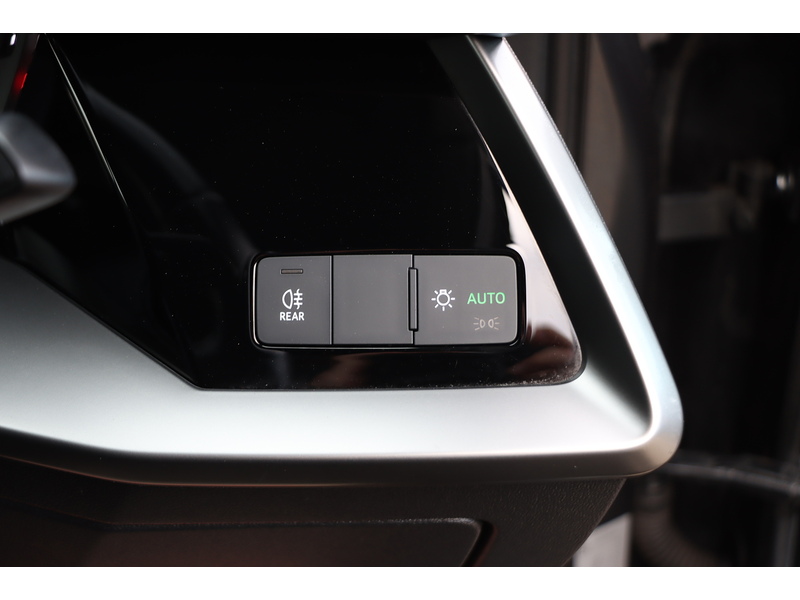 Audi 1.4 TFSIE 40 SPORT SPORTBACK 5DR PETROL PLUG-IN HYBRID S TRONIC AUTO SAT NAV BLUETOOTH APPLE CARPLAY REAR CAMERA PARKING AIDS 2 OWNERS 63000 MILES FSH 72-74 Mitcham Road