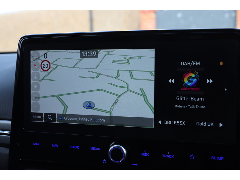 Hyundai 1.6 H-GDI PREMIUM SE HATCHBACK 5DR PETROL HYBRID DCT AUTO HEATED SEATS SAT NAV BLUETOOTH APPLE CARPLAY REAR CAMERA PARKING AIDS ONLY 63000 MILES FSH 72-74 Mitcham Road