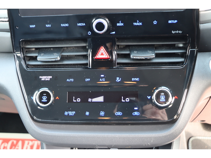 Hyundai 1.6 H-GDI PREMIUM SE HATCHBACK 5DR PETROL HYBRID DCT AUTO HEATED SEATS SAT NAV BLUETOOTH APPLE CARPLAY REAR CAMERA PARKING AIDS ONLY 63000 MILES FSH 72-74 Mitcham Road