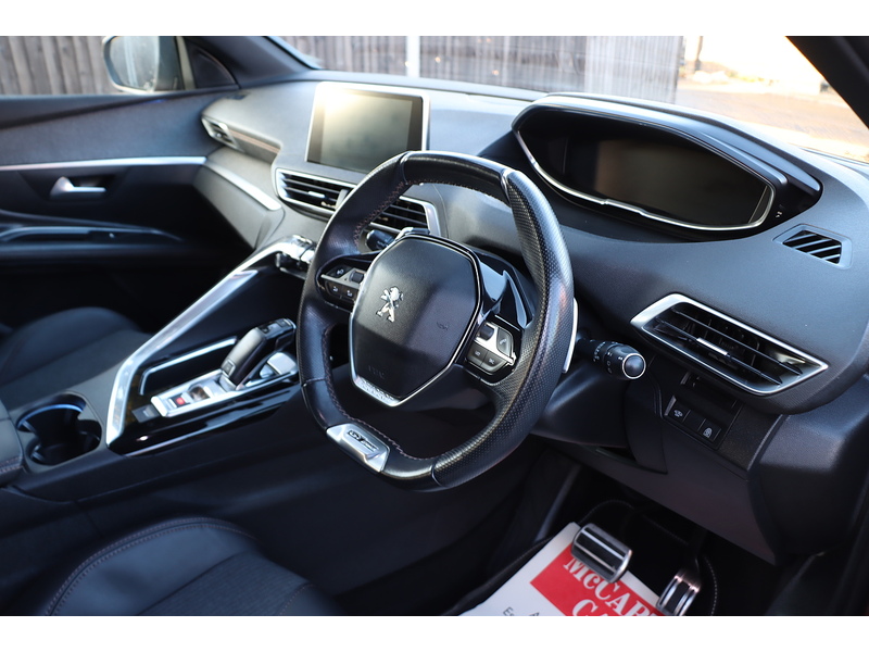 Peugeot 1.2 PURETECH GT LINE SUV 5DR PETROL EAT AUTO HEATED SEATS SAT NAV BLUETOOTH DAB STEREO APPLE CARPLAY REAR CAMERA 2 OWNERS 57000 MILES FSH 6 SERVICES 72-74 Mitcham Road