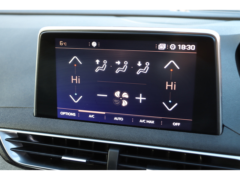 Peugeot 1.2 PURETECH GT LINE SUV 5DR PETROL EAT AUTO HEATED SEATS SAT NAV BLUETOOTH DAB STEREO APPLE CARPLAY REAR CAMERA 2 OWNERS 57000 MILES FSH 6 SERVICES 72-74 Mitcham Road