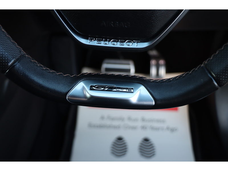 Peugeot 1.2 PURETECH GT LINE SUV 5DR PETROL EAT AUTO HEATED SEATS SAT NAV BLUETOOTH DAB STEREO APPLE CARPLAY REAR CAMERA 2 OWNERS 57000 MILES FSH 6 SERVICES 72-74 Mitcham Road
