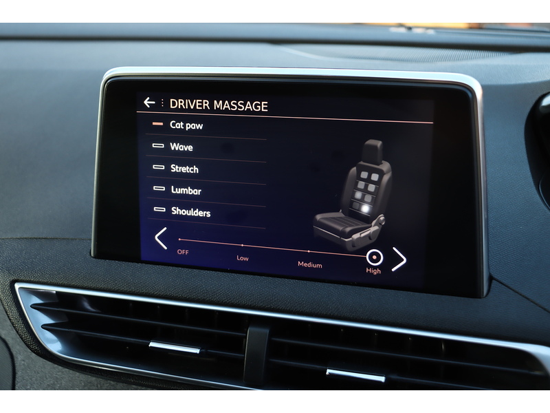Peugeot 1.2 PURETECH GT LINE SUV 5DR PETROL EAT AUTO HEATED SEATS SAT NAV BLUETOOTH DAB STEREO APPLE CARPLAY REAR CAMERA 2 OWNERS 57000 MILES FSH 6 SERVICES 72-74 Mitcham Road
