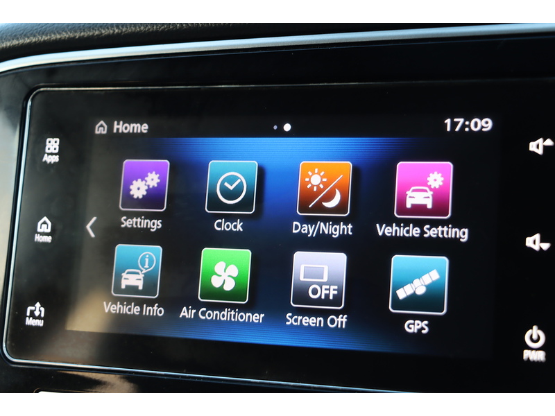 Mitsubishi 2.0 MIVEC 4 SUV 5DR PETROL CVT 4WD AUTO 7 SEATER HEATED SEATS SATNAV BLUETOOTH DAB RADIO APPLE CARPLAY REAR & 360 CAMERA 2 OWNERS ONLY 50000 MILES FSH 72-74 Mitcham Road