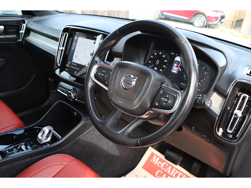 Volvo 2.0 B4 MHEV Inscription SUV 5dr Petrol Hybrid Auto Euro 6 (s/s) (197 ps) 72-74 Mitcham Road